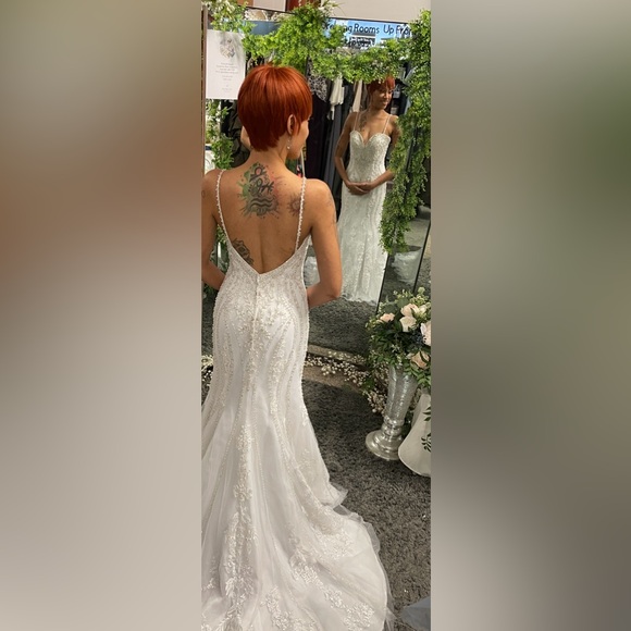 Kenneth Winston wedding dress - Picture 6 of 16